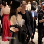 ‌杨紫睡CEO事件新进展：合影、女网友及多位女星卷入风波