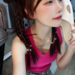 500万粉网红宋昱欣写真花絮曝光，蜂腰肥臀颜值惊艳全网