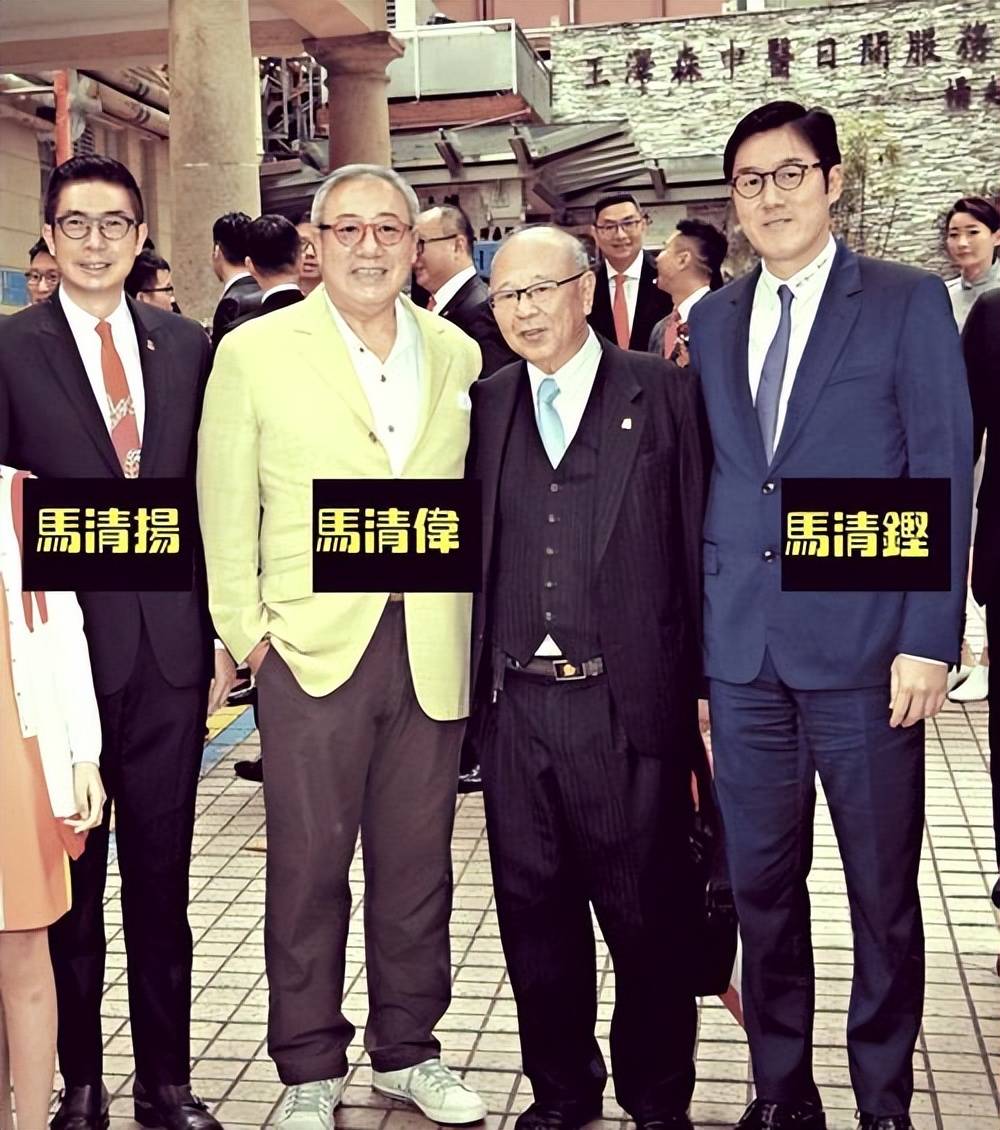 67岁香港大佬出轨小网红9年,5年4胎原配不知