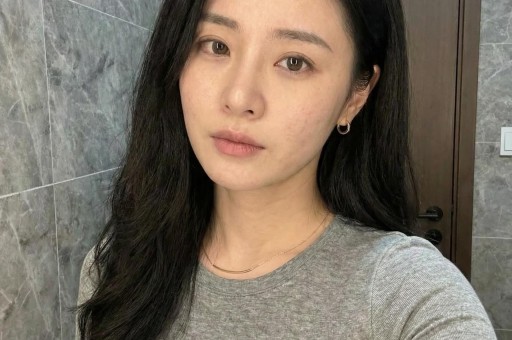 袁立:从杜小月到尘肺病救助者,她真实的半生