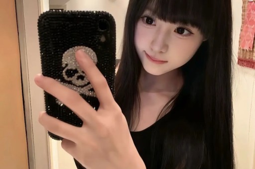杨本芬抄袭致歉 为何郭敬明被骂退圈她却被原谅？