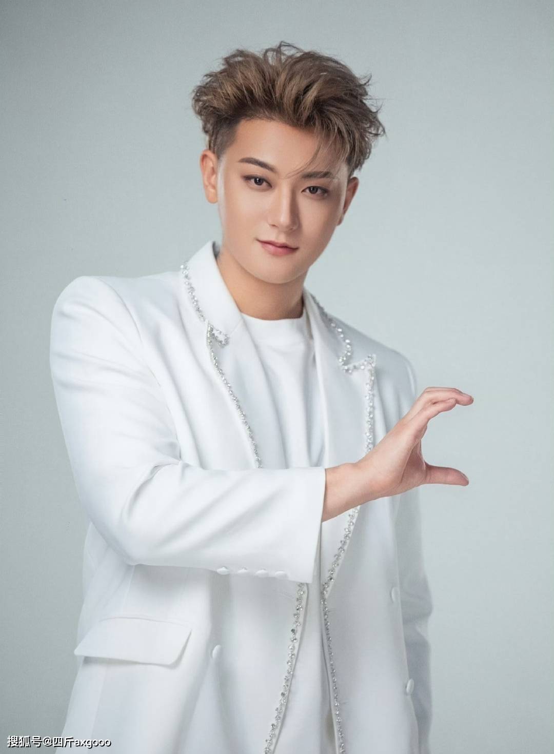 黄子韬兰博基尼违规被罚