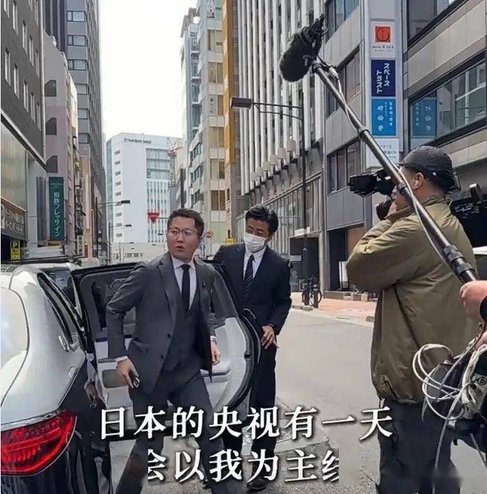 讽刺!美化日本的网红被日警揭穿