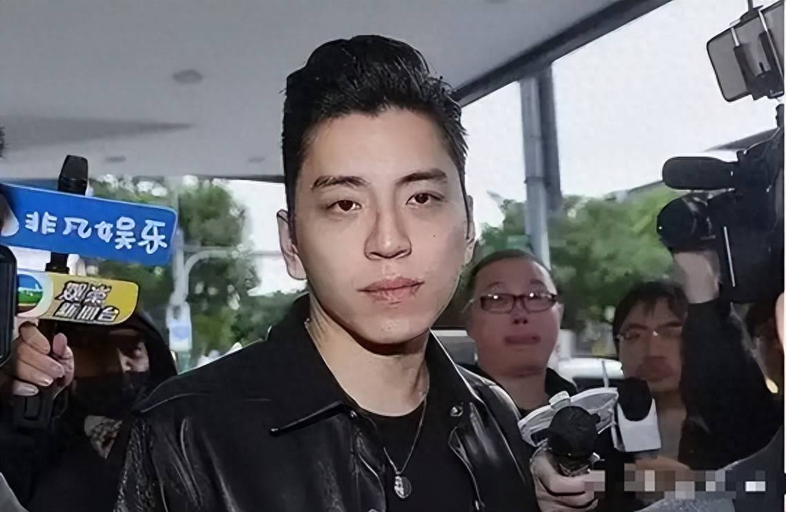 人设崩塌！内娱顶流男星镜头前后反差太离谱