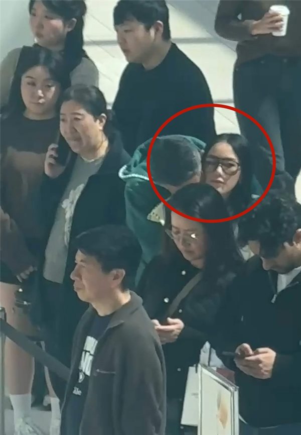 何正德