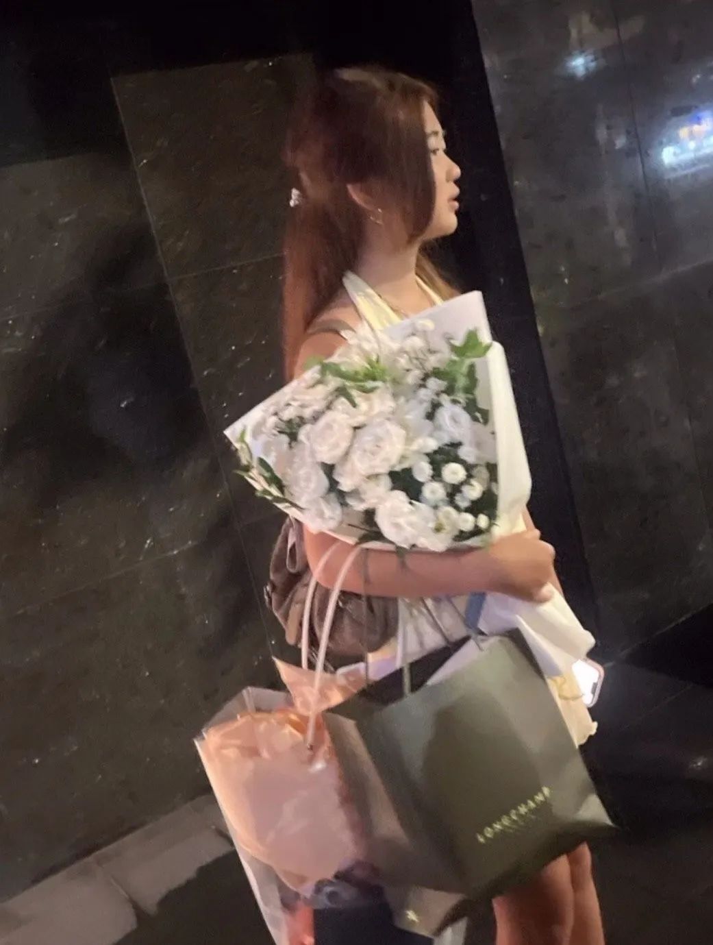 曹格女儿颜值大转变，14岁甜妹变御姐
