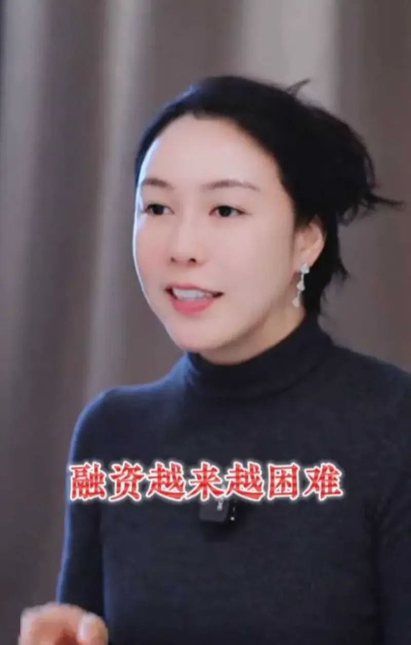 直击黄怡然洗面奶事件现场,网友热议画面美轮美奂